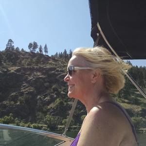 Meet your Posher, Linda